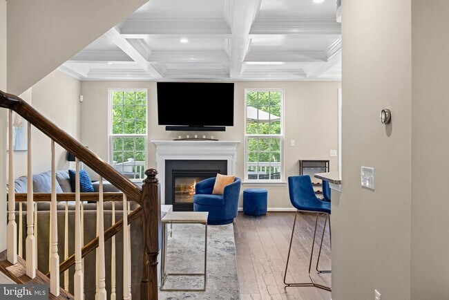 Building Photo - 51 Hawkswell Cir