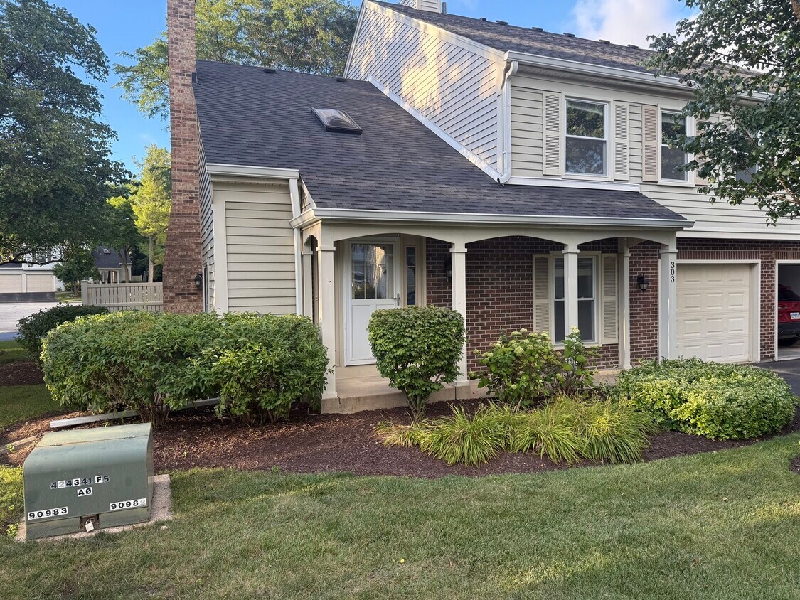 Foto principal - 303 College Crossing