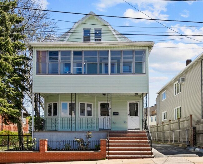 Foto del edificio - 28 Medford St
