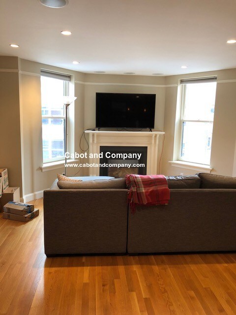 Foto del edificio - 294 Newbury St