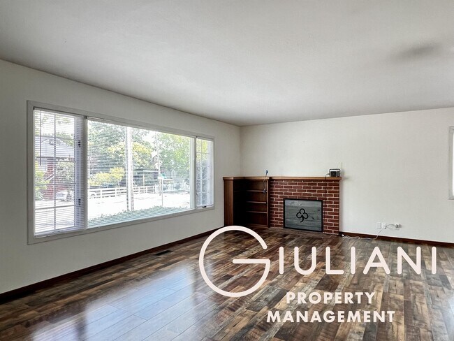 Building Photo - 257 Woodland Ave
