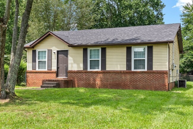 Building Photo - 354 Woodale Dr
