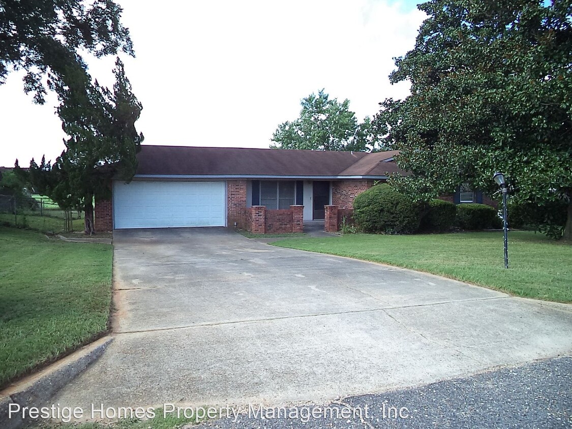 Primary Photo - 3 br, 2 bath House - 210 Washington Ave