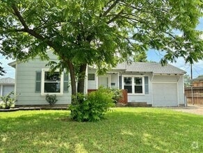 Building Photo - 1413 Marion Dr