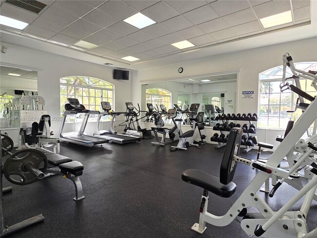 Foto del edificio - 7260 NW 114th Ave