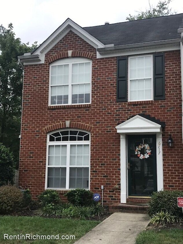Foto principal - 3 br, 2.5 bath House - 6717 North Grand Br...