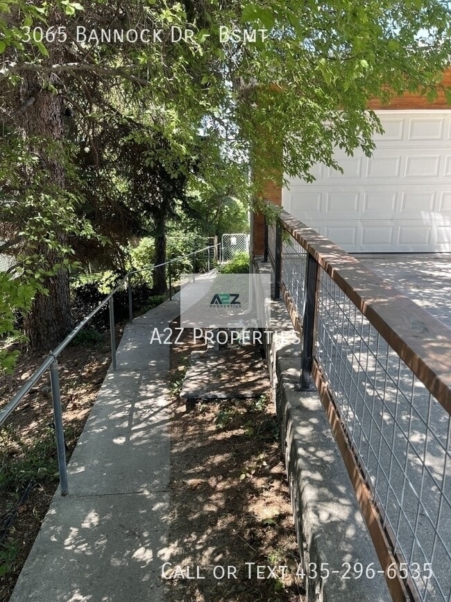 Building Photo - 3065 Bannock Dr