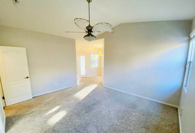 Foto del edificio - 4809 Prairie Meadows Way