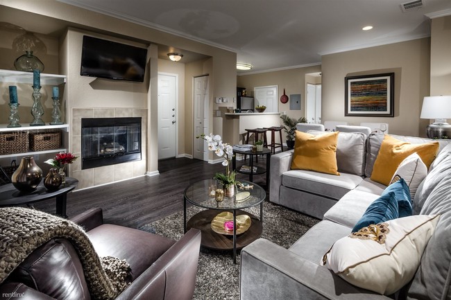 Foto del edificio - 4750 E Cherry Creek S Dr