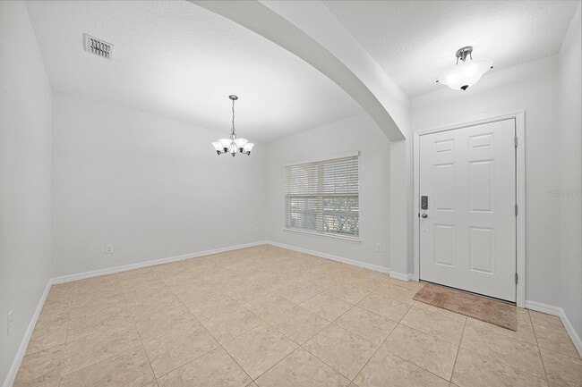 Building Photo - 5249 Villa Rosa Ave