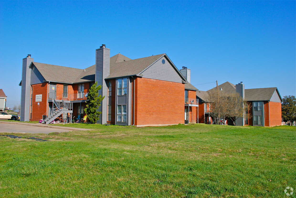 Primary Photo - Country Place Apartments