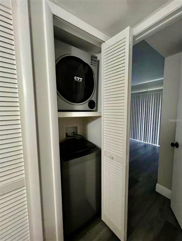 Foto del edificio - 7108 Waterside Dr