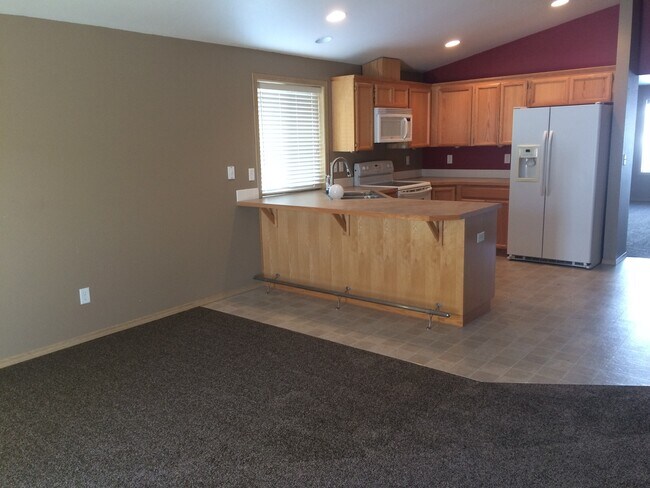 Foto del edificio - Home for Rent WSG Included!