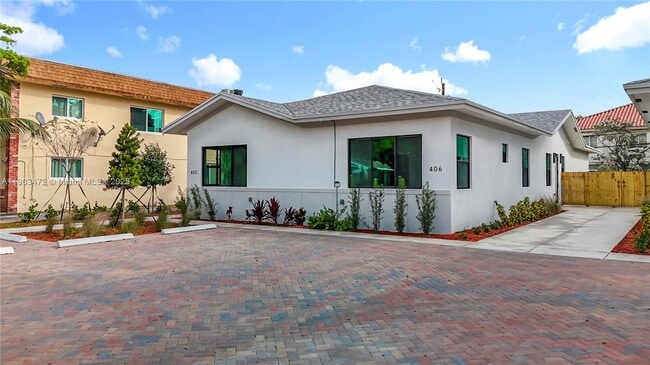 Foto del edificio - 410 NW 41st St