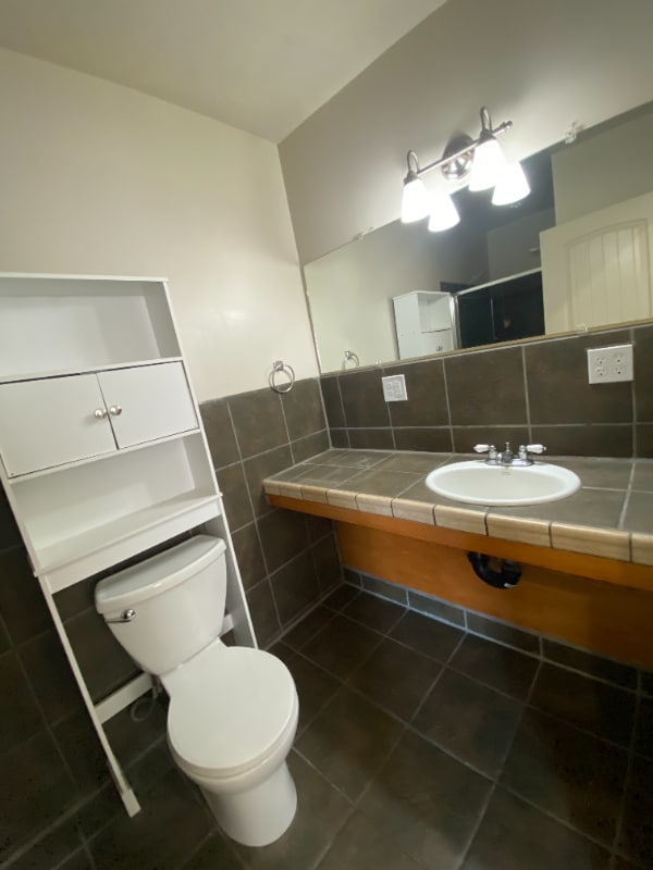 Foto del edificio - 57 W Vine St