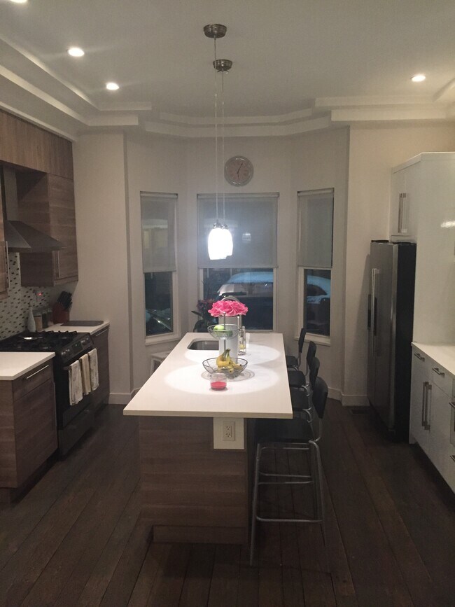 Building Photo - 24 Washburn St