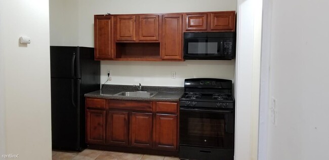 Foto del edificio - 1 br, 1 bath  - 148 S Munn Ave