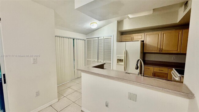 Foto del edificio - 10150 SW 88th St