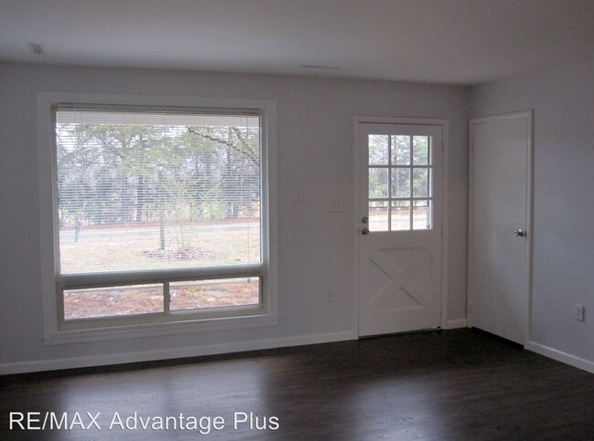 Building Photo - 4102 Back Hampden Sydney Rd