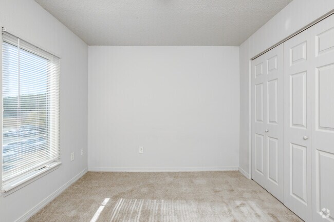 3HAB, 2BA - 1,080 ft² - Sable Chase