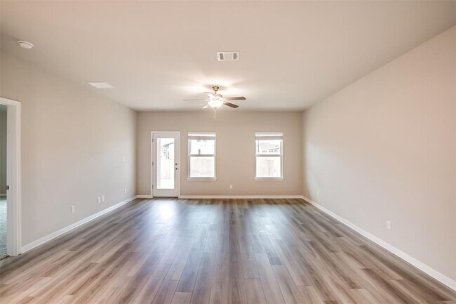 Foto del edificio - 1532 Homestead Farms Dr