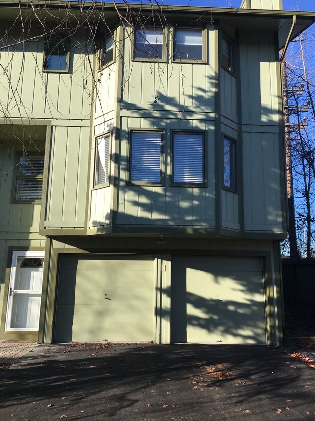 #6 2 car garage - 320 E Dowling Rd
