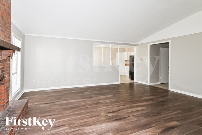 Building Photo - 6702 Valley Park Dr