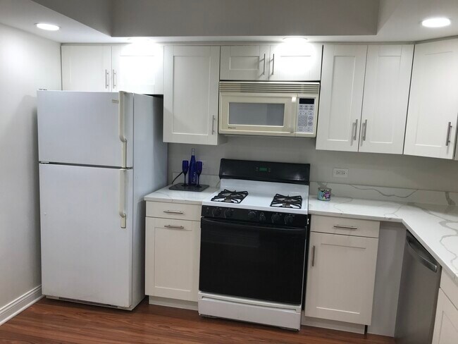 Foto del edificio - 15817 Orlan Brook Dr