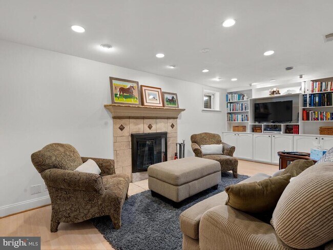 Building Photo - 17829 Lochness Cir