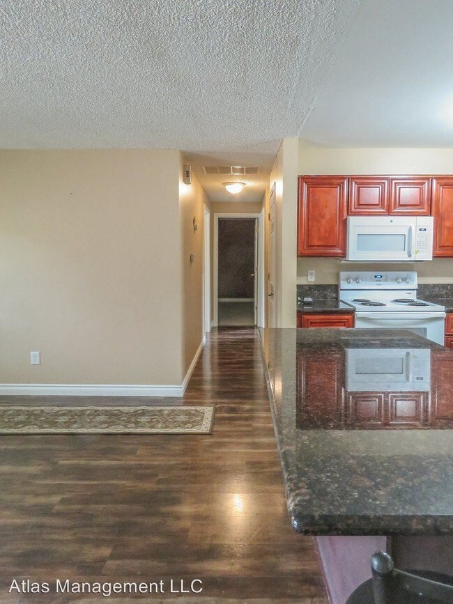 Foto del edificio - 1230 W Lincoln St