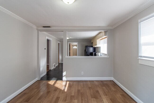 Foto del edificio - 1217 N Livingston Ave
