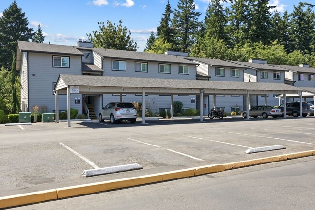 Building Photo - Scandia Knolls