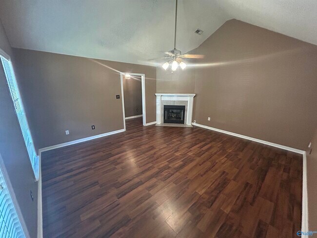Foto del edificio - 111 Sunnyfield Dr
