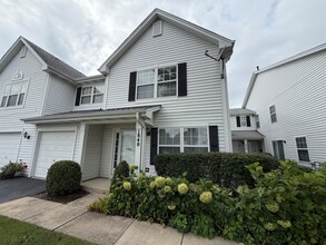 Building Photo - 1840 Oslo Ct