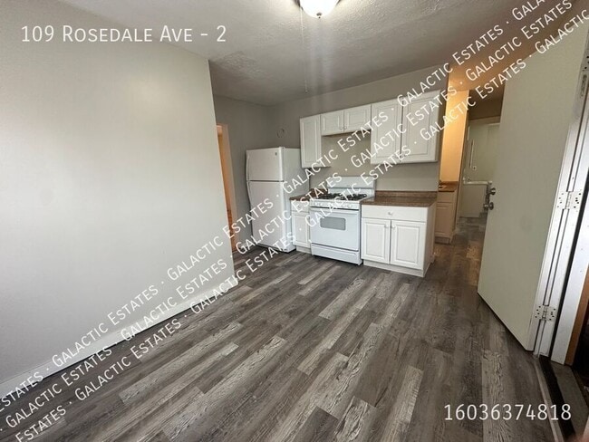 Building Photo - 109 Rosedale Ave