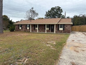 Building Photo - 500 Merrymont Dr
