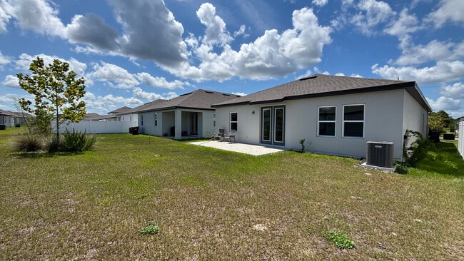 Backyard - 5741 Haystack Dr (Saint Cloud, FL) House