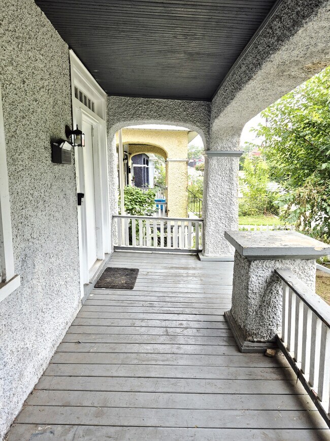 Foto del edificio - 3017 Dill Ave