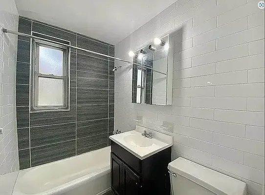 Foto del edificio - 1 bedroom in BRONX NY 10471