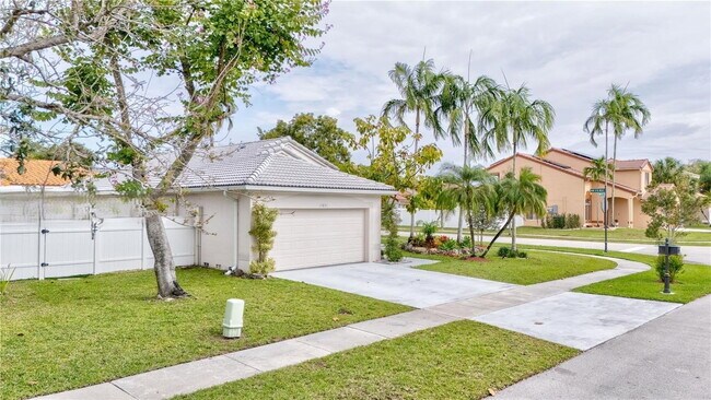 Building Photo - 17851 NW 19th St