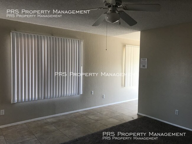 Building Photo - 1338 E El Parque Dr