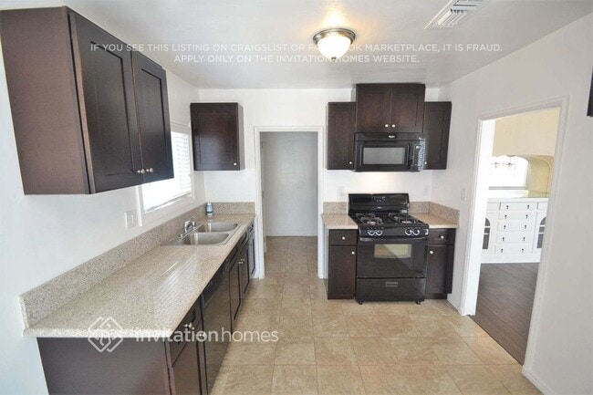 Building Photo - 2115 Redondo Blvd