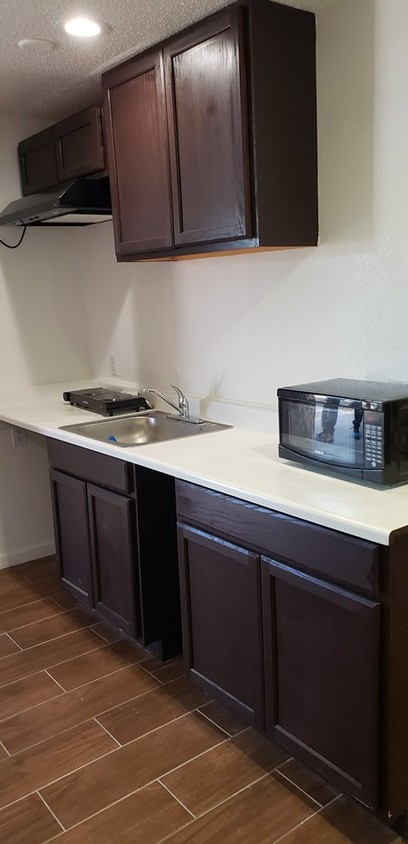 Fully Furnished, All Bills Included - 1831 Texoma Pkwy