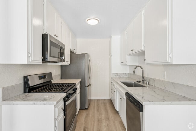 Interior Photo - Sherman Oaks
