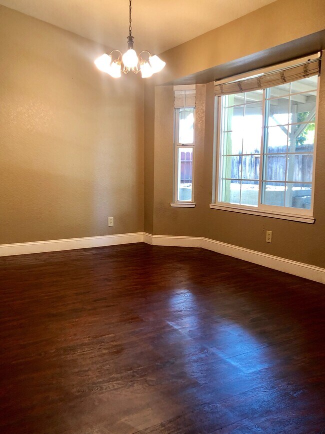 Building Photo - 454 D Arpino Ct