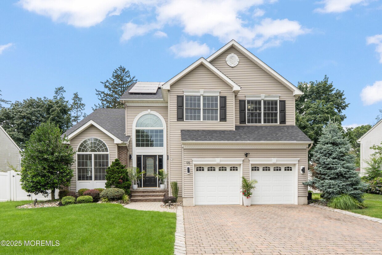 Foto principal - 95 Linden Ave