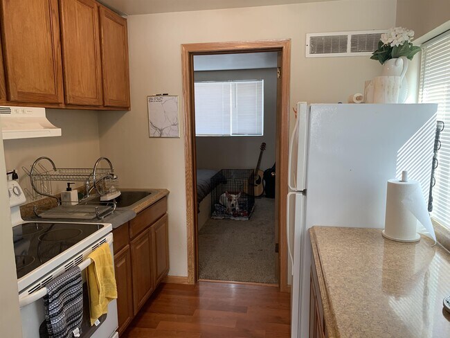 Foto del edificio - 12820 DuPont Ave S