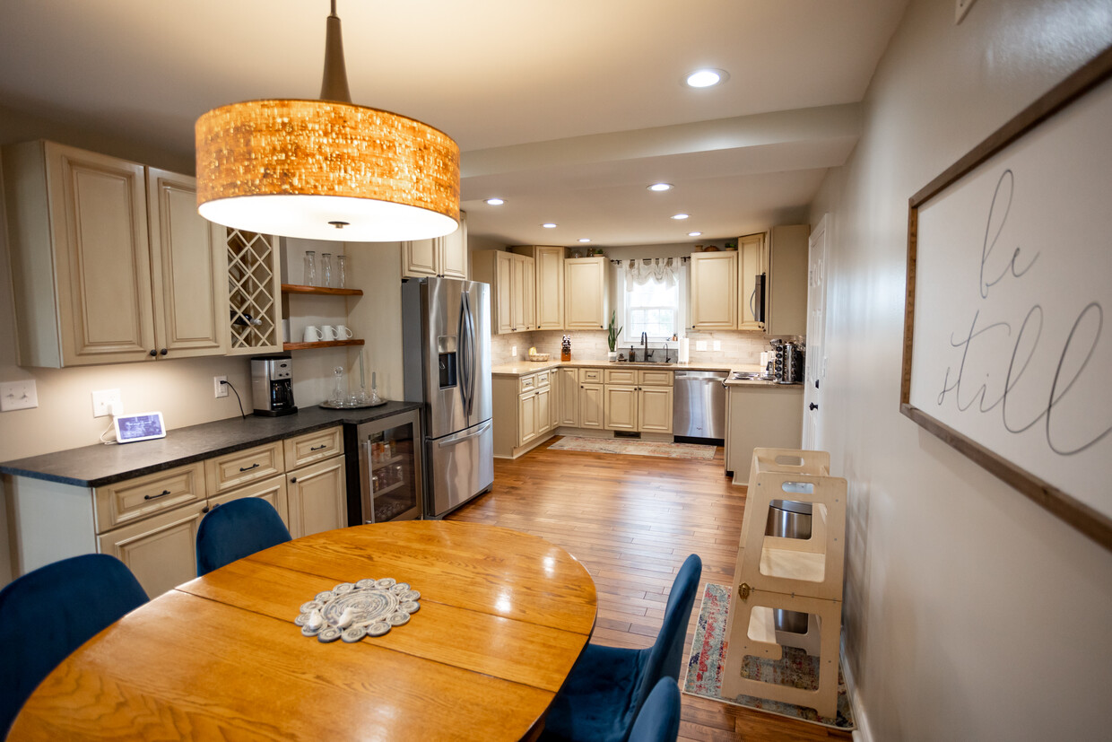 Foto principal - 8243 Oris Rd