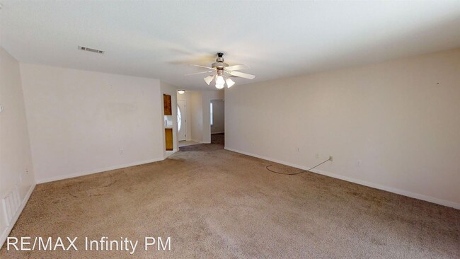Building Photo - 3 br, 2 bath House - 5547 Berryhill Rd