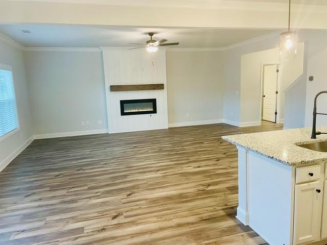 Building Photo - 3240 Westgate Park Dr